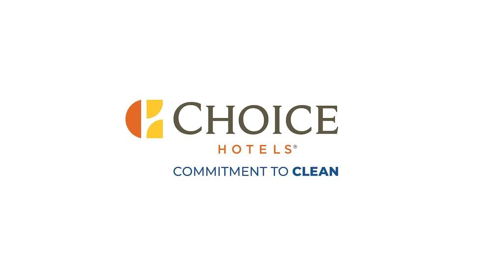 Quality Inn & Suites Moline - Quad Cities Luaran gambar