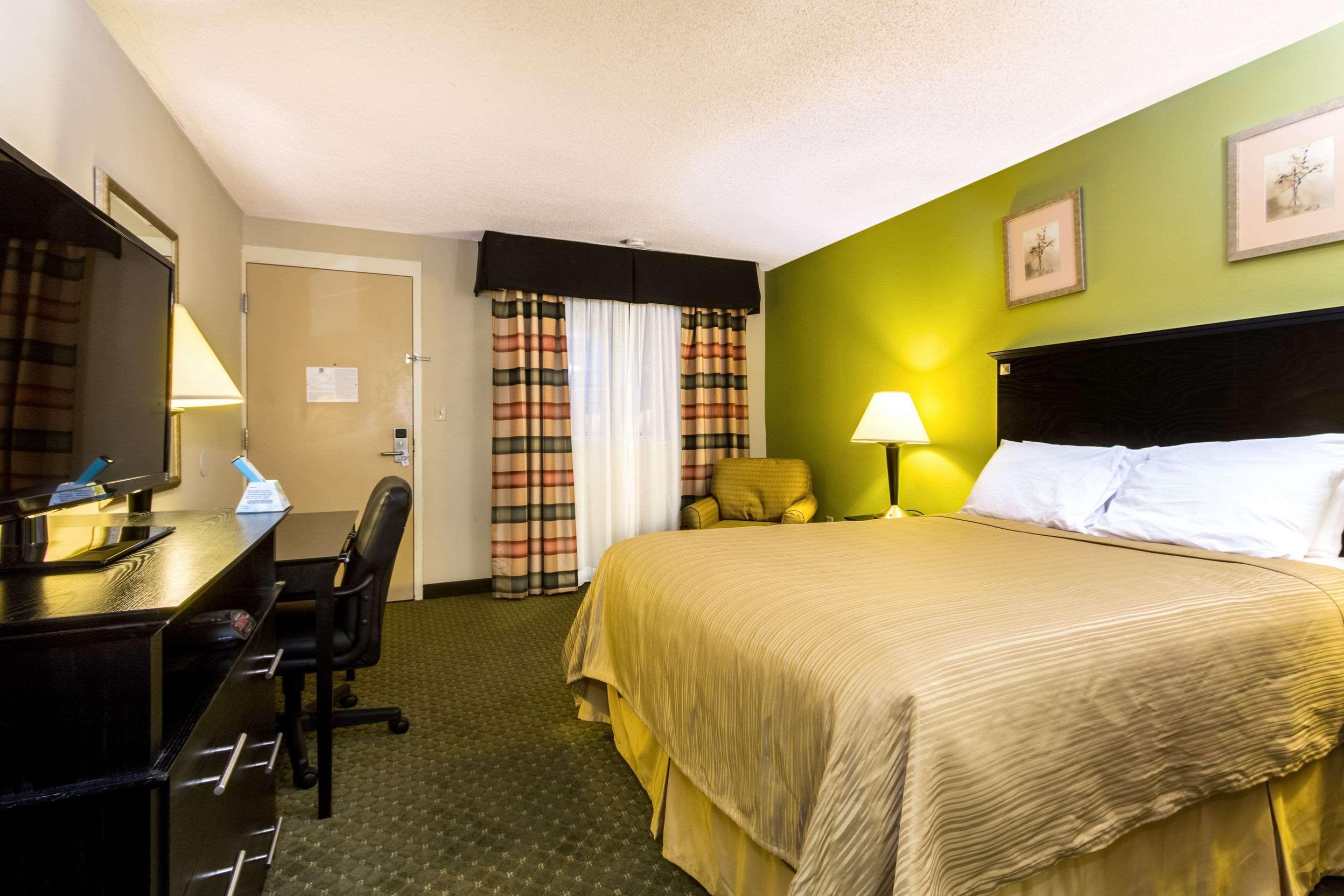 Quality Inn & Suites Moline - Quad Cities Luaran gambar