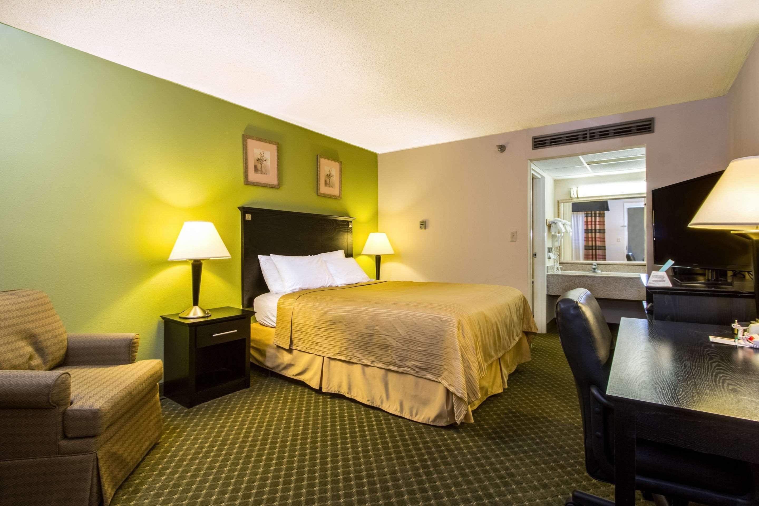 Quality Inn & Suites Moline - Quad Cities Luaran gambar