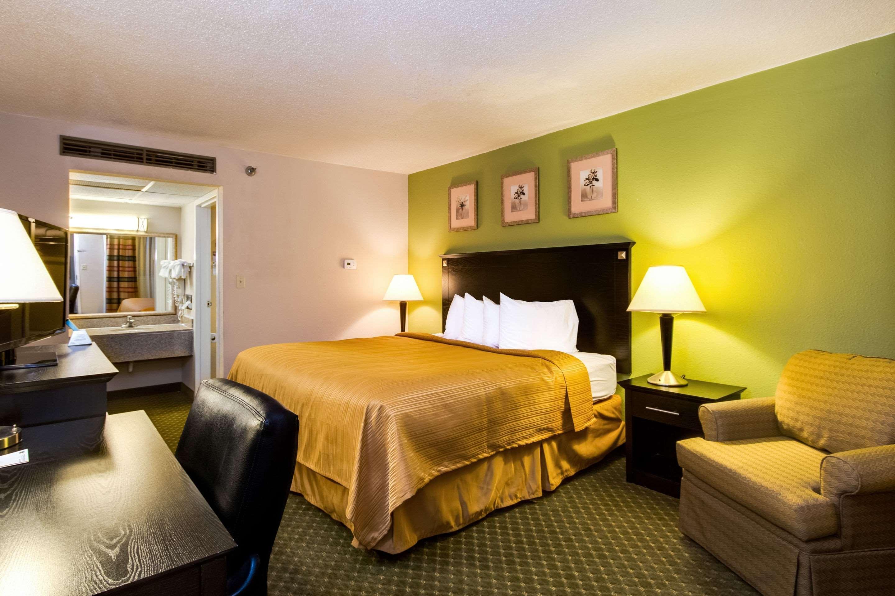 Quality Inn & Suites Moline - Quad Cities Luaran gambar