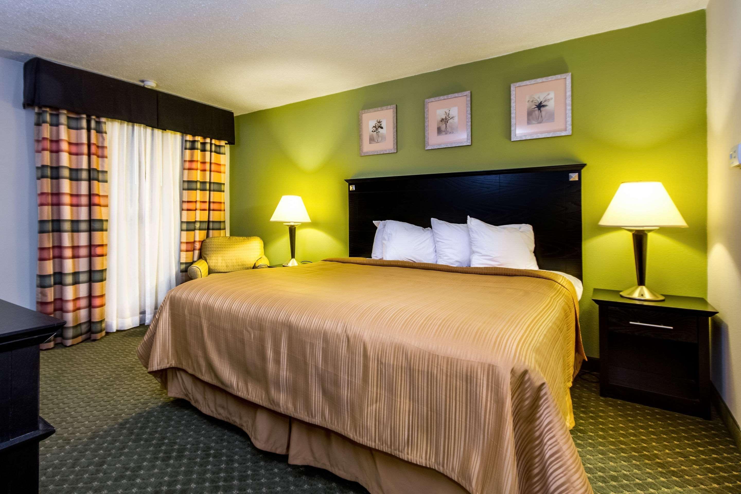 Quality Inn & Suites Moline - Quad Cities Luaran gambar