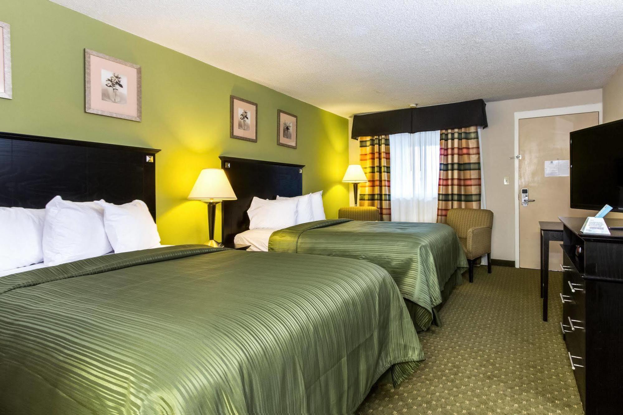 Quality Inn & Suites Moline - Quad Cities Luaran gambar