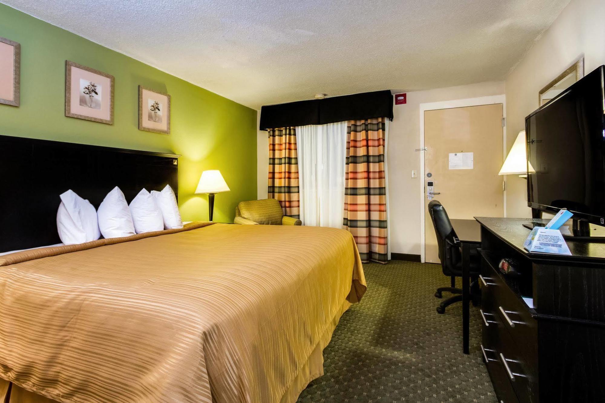 Quality Inn & Suites Moline - Quad Cities Luaran gambar